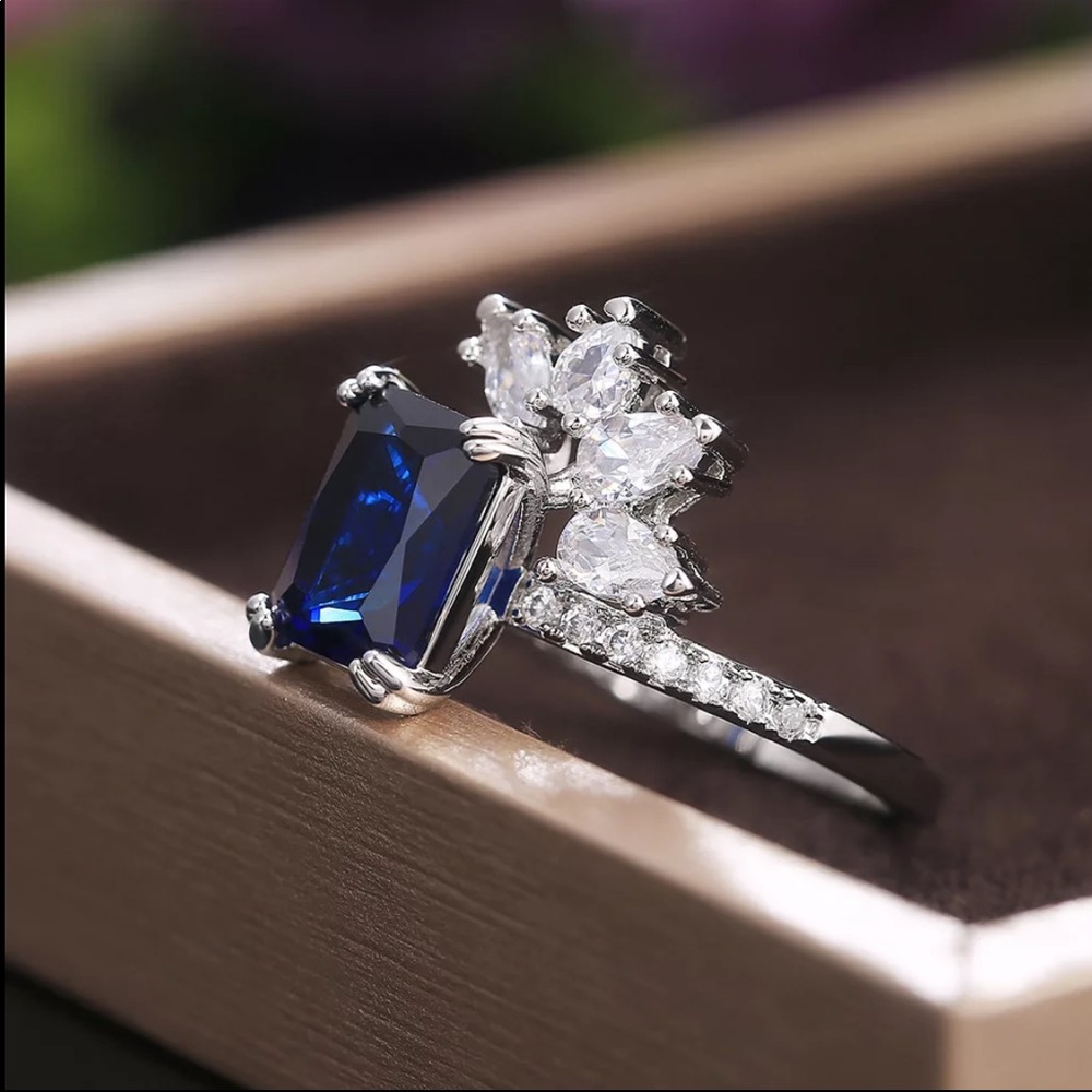New Women’s 925 Silver Royal Sapphire Girls Ring - Picture 6 of 6